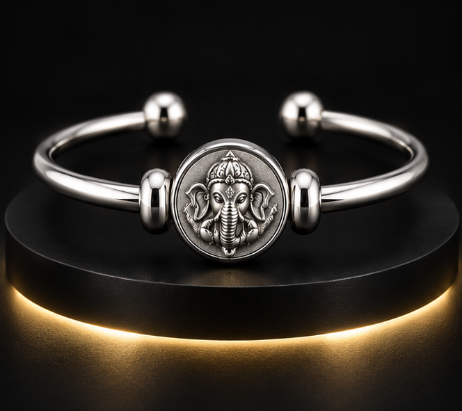 TIMELINE bangle Ganesha front view